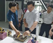 热烈欢迎鄂尔多斯市组织部一行领导莅临文创园参观指导  荣朝集团  3天前
